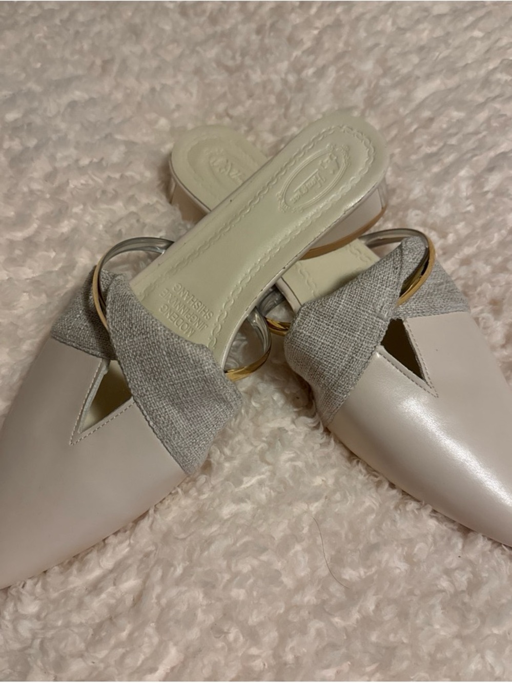 Honora Cream & Light Gray Pointed Slip-On Mules with Gold Ring